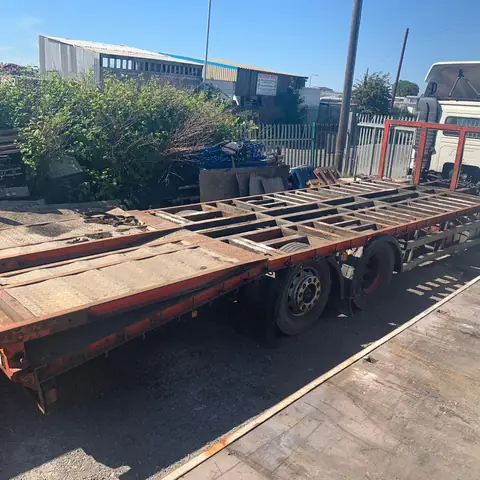 Flatbed trailer before blasting